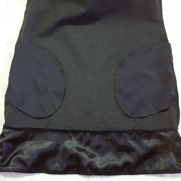 Express Dark Gray And Black Short Casual Dress with
Pockets And Exposed Zipper - Picture 6 of 11
